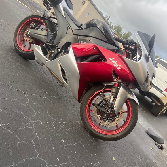 Other | 208 Yamaha R6r Parting Complete Bike Gsxr Zx6r 06 | Poshmark